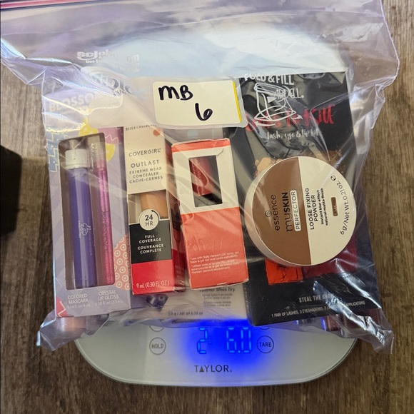 Makeup bundle 6 - Picture 3 of 3